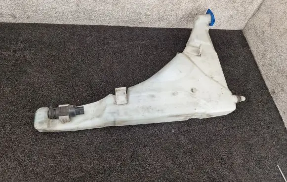 Audi A8 S8 D4 4H Rear window washer fluid hose 4H0955451A 3B7955681 1K5955651