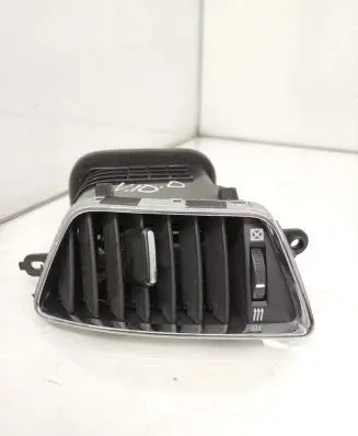 Chevrolet Captiva Dash center air vent grill 96962074