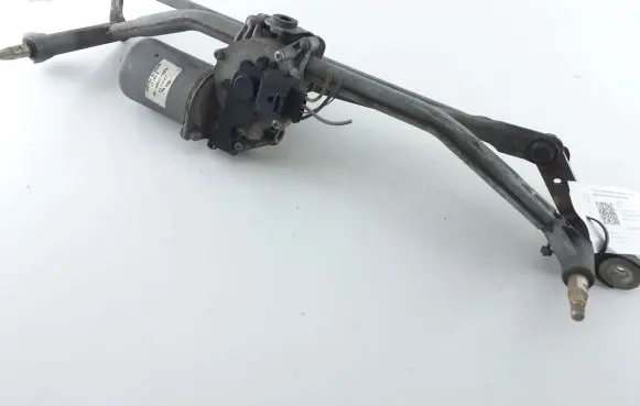 Jaguar XF Front wiper linkage and motor 8X2317500AD