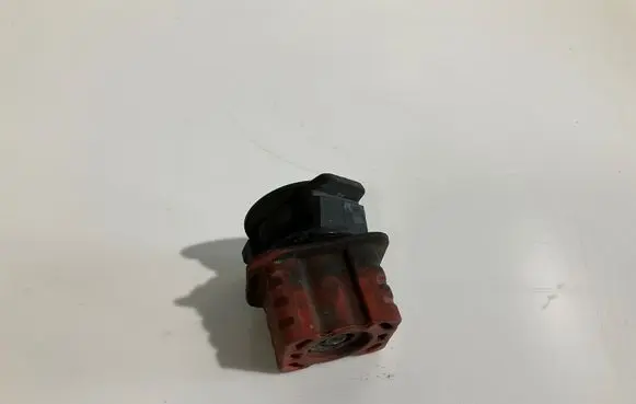 Mercedes-Benz E W211 Radiator support slam panel bracket 