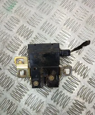 Mini One - Cooper R50 - 53 Tailgate exterior lock 7131137