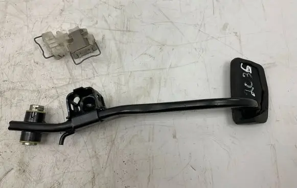 Opel Insignia A Brake pedal