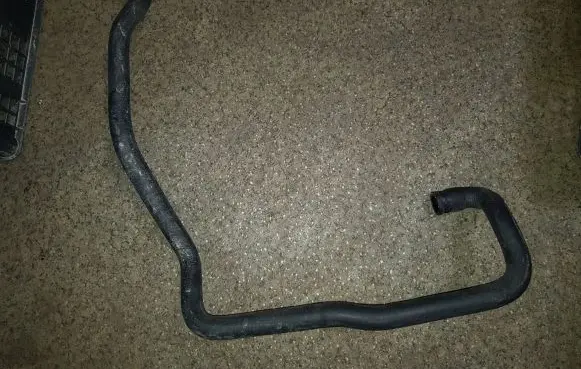 BMW 7 E65 E66 Engine coolant pipe/hose 64218377700
