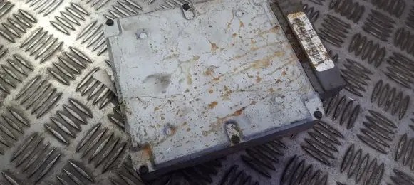 Ford Focus Engine control unit/module xs4f12a650fab xs4f-12a650-fab