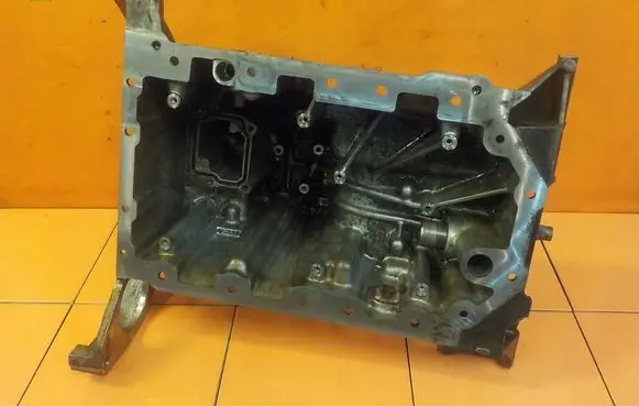 BMW 3 E90 E91 Oil sump 9H2Q6675BD