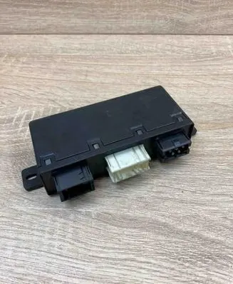 BMW 5 E39 Door control unit/module 6904255 689667
