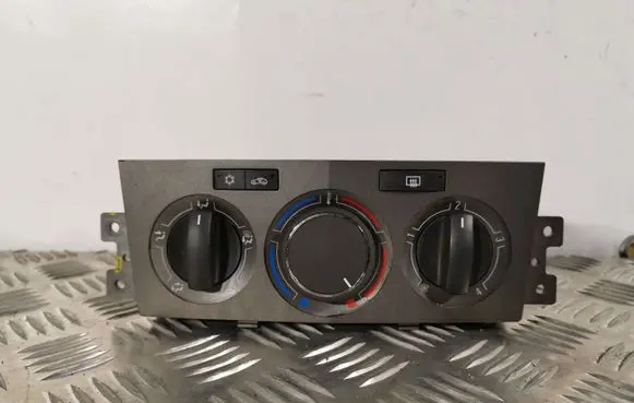 Opel Antara Climate control unit 96834885