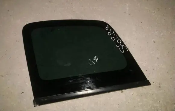 Rear side window