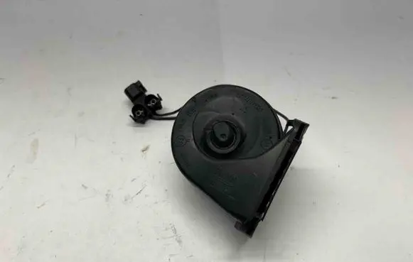 Dodge RAM 1500 DS Horn signal 68290864AC