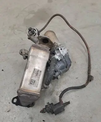 BMW 5 F10 F11 EGR valve 780544606 240410 7805446