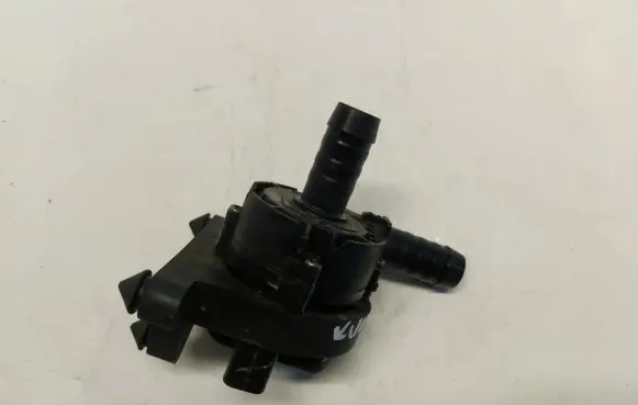 Ford Kuga III Water pump MX63-8C506-HBB