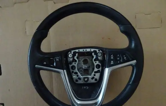 Opel Insignia A Steering wheel 10914241586