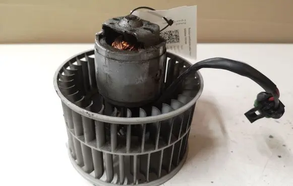 Renault Espace III Heater fan/blower 0130063506