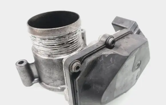 Audi A5 Sportback 8TA Throttle valve 03L128063E A2C53338105