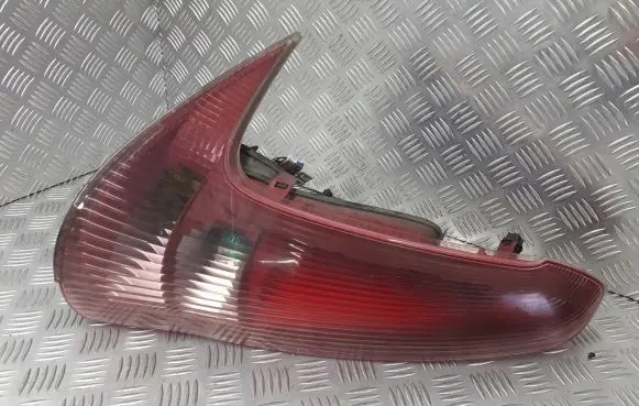 Peugeot 206 Rear/tail lights