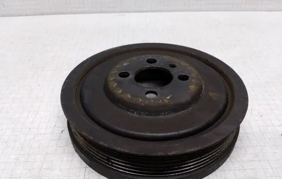 Volkswagen Transporter - Caravelle T5 Crankshaft pulley
