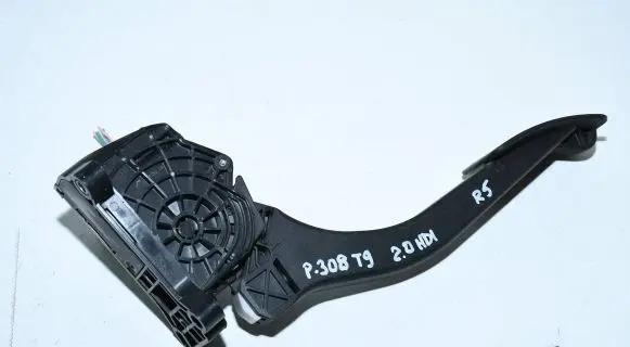 Peugeot 308 Accelerator throttle pedal 9674829180