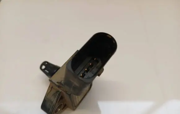 Audi A6 S6 C6 4F Air pressure sensor 038906051C 101022T2128A 0281002401