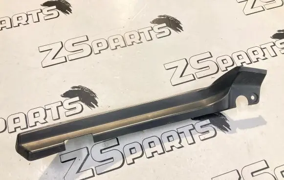 Subaru Outback Tailgate trim 63134AG000