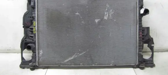 Volvo V60 Coolant radiator