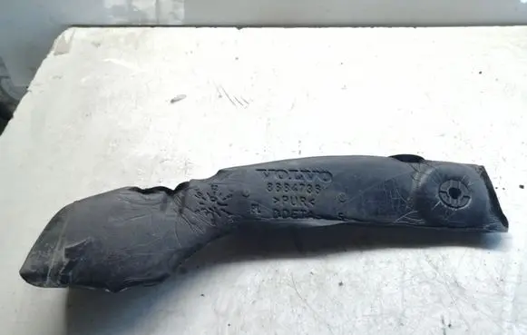 Volvo XC70 Fender foam support/seal 8684736