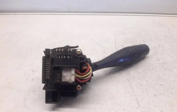 Mitsubishi Space Wagon Wiper control stalk