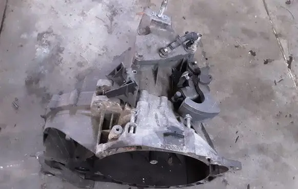 Volvo C30 Manual 6 speed gearbox 6M2R7F096EC