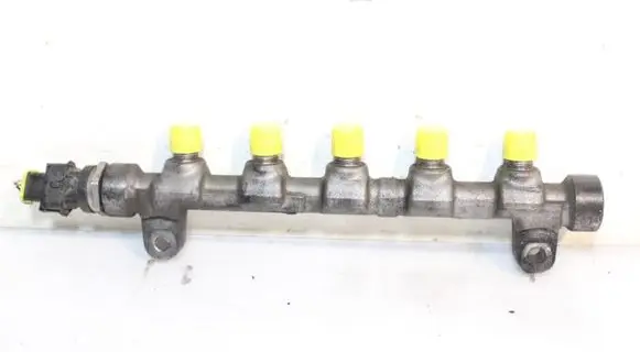 KIA Venga Starter motor 0445214181