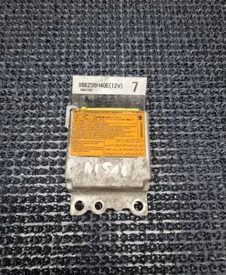 Nissan X-Trail T30 Airbag control unit/module 988208H40E 060708