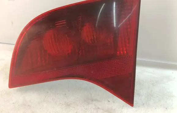 Audi A4 S4 B7 8E 8H Tailgate rear/tail lights 8E9945094 484502 ULO749002