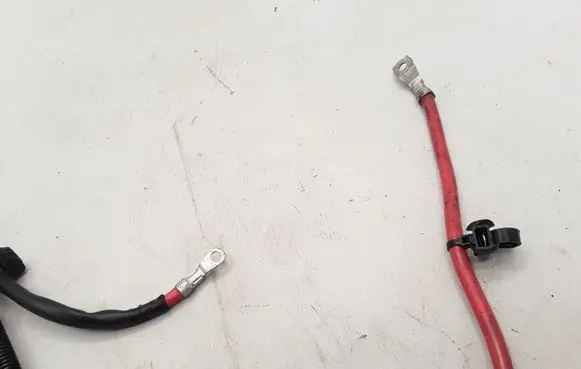 Volvo XC60 Positive cable (battery) 31473980