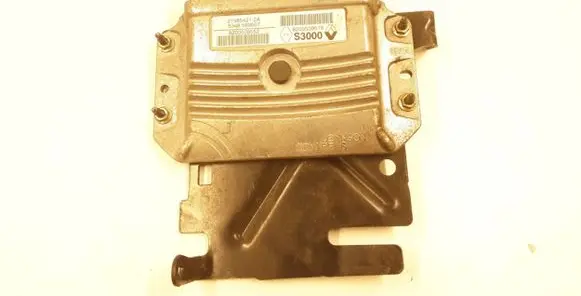 Renault Megane II Engine control unit/module 215854212A 5348569607 8200509552