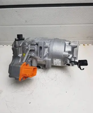 Renault Espace VI Air conditioning (A/C) compressor (pump) 926009057R T578808 3221500200