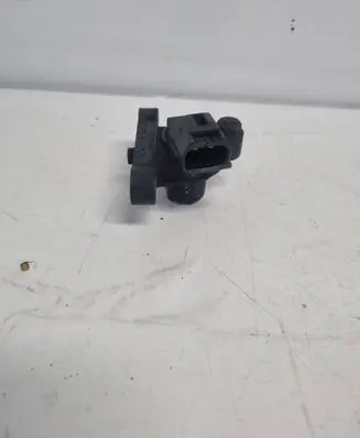 Volvo V70 Crankshaft position sensor 30637803