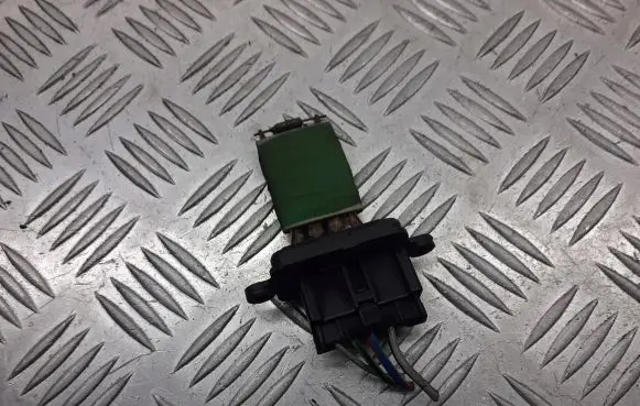 Fiat Punto (188) Heater blower fan relay 