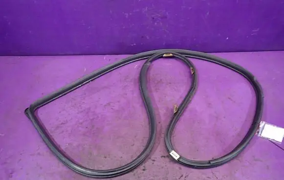 Toyota Corolla E120 E130 Front door rubber seal 