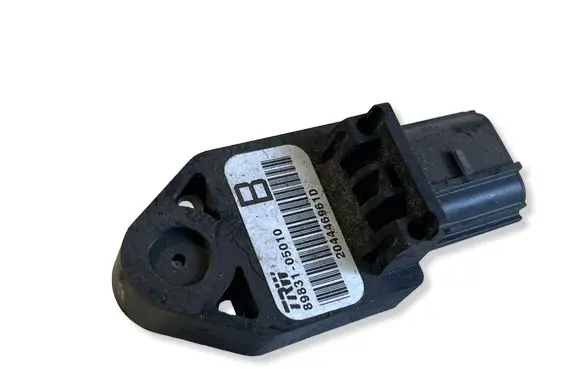 Toyota Avensis T250 Airbag deployment crash/impact sensor 8983105010 204446961D