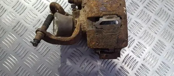 Rear brake caliper