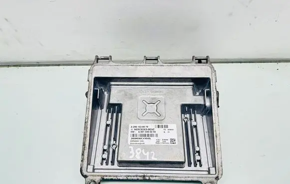 Mercedes-Benz B W245 Engine control unit/module A2661536679 A0014460240 5WK90941