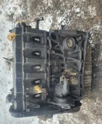 Volkswagen Multivan T4 Engine 023103373f Avt014788 Avt