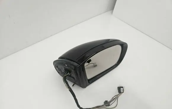 Mercedes-Benz C W203 Front door electric wing mirror 413133420