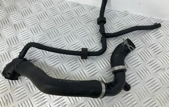 Volkswagen Golf Plus Engine coolant pipe/hose 3C0122291D 1K0122101JR 3C0121087A