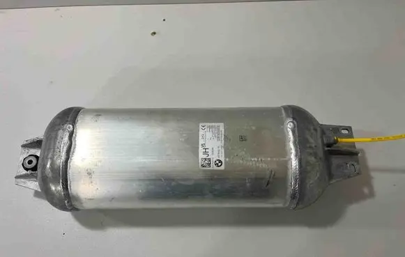 BMW X7 G07 Air suspension tank/reservoir 6878492