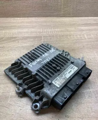 Ford Focus Engine control unit/module ECU 4M5112A650JK 5WS40303J 3ANKJ38AC