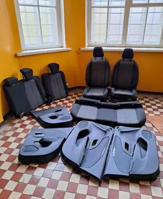 Opel Corsa F Seat set 