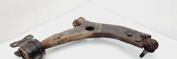 Ford Focus Front lower control arm/wishbone
