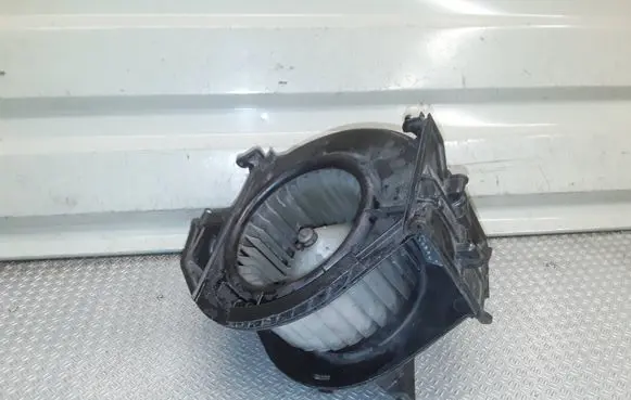 Audi A6 S6 C6 4F Heater fan/blower 4F0820521A