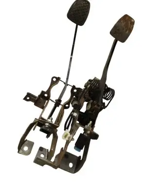Subaru Legacy Pedal assembly 023102025 15647592