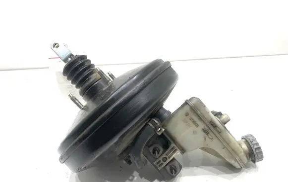Suzuki Swift I Brake booster 0204051672