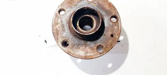 Mitsubishi Lancer X Front wheel hub